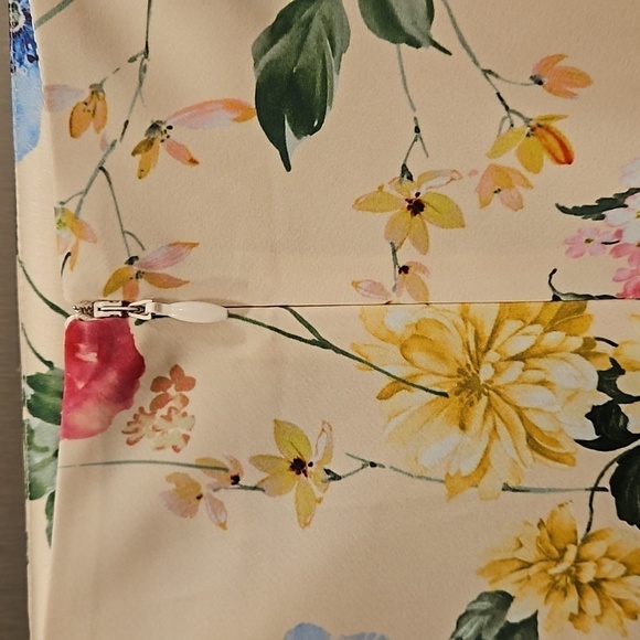 💕FAVORITE DAUGHTER💕 Ruched Skirt ~ Yellow Whispering Floral Print Small S NWT - Picture 5 of 8